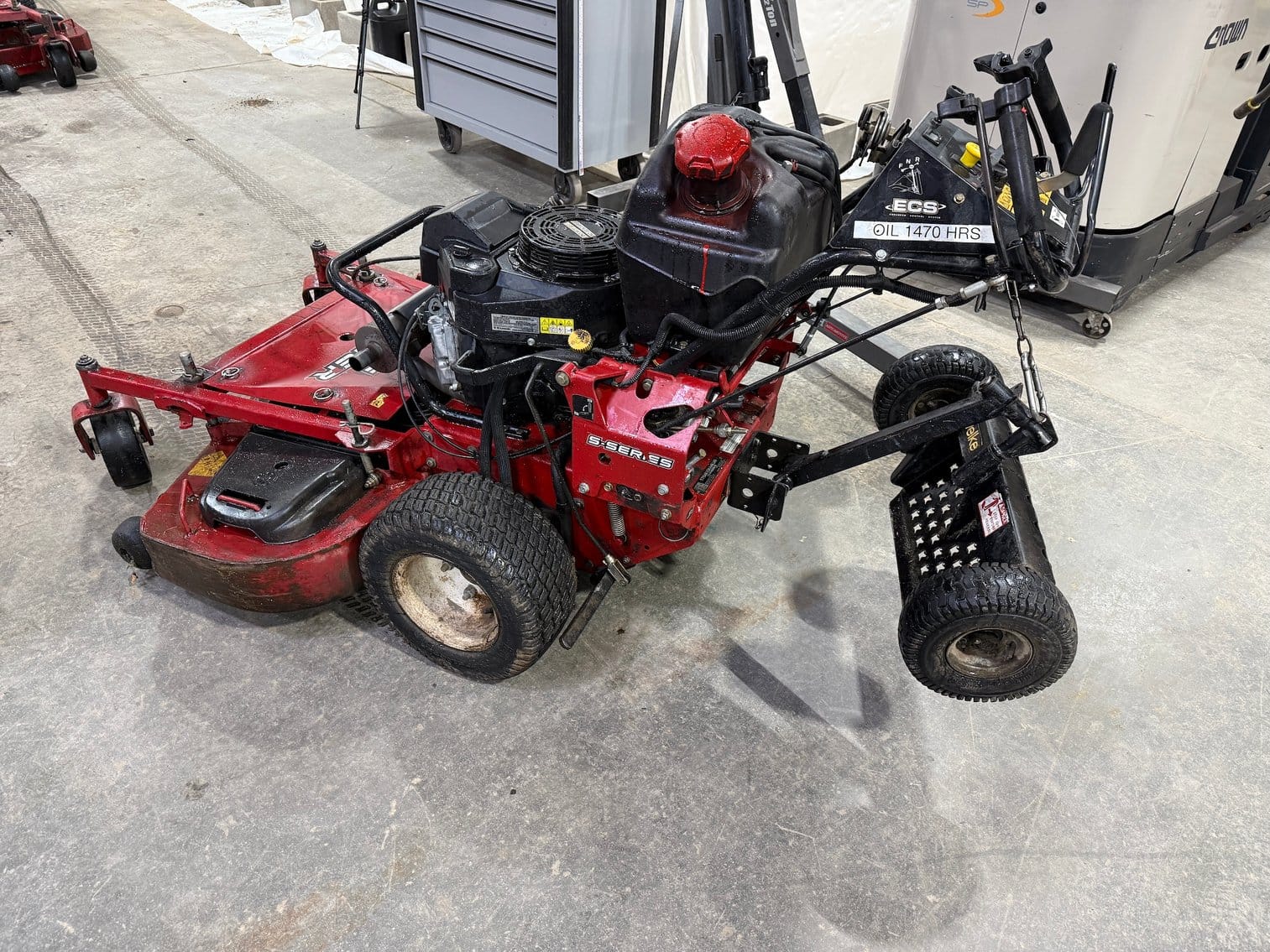 2020 Exmark Turf Tracer S-Series Equipment Image0