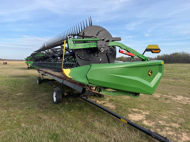 Image of John Deere HD35R equipment image 1