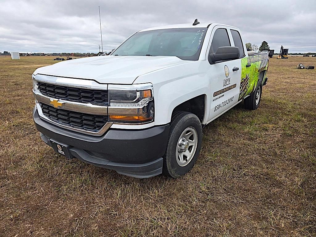 Image of Chevrolet 1500 Primary image