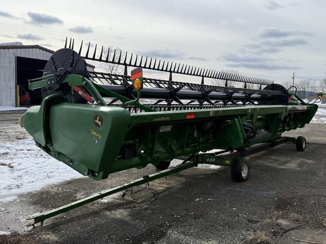 Image of John Deere 635FD equipment image 4