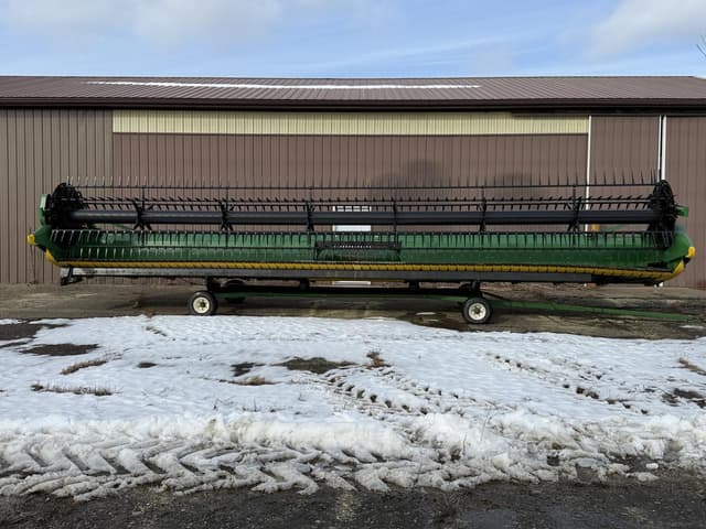 Image of John Deere 635FD equipment image 3