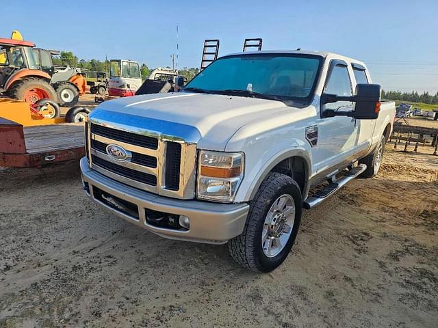 Image of Ford F-250 equipment image 1