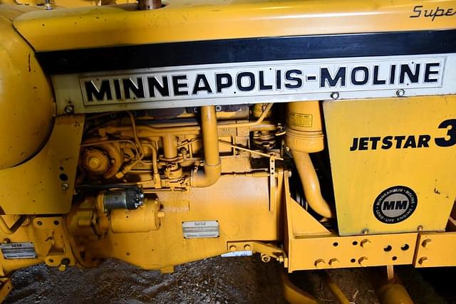 Image of Minneapolis-Moline Jet Star 3 equipment image 2