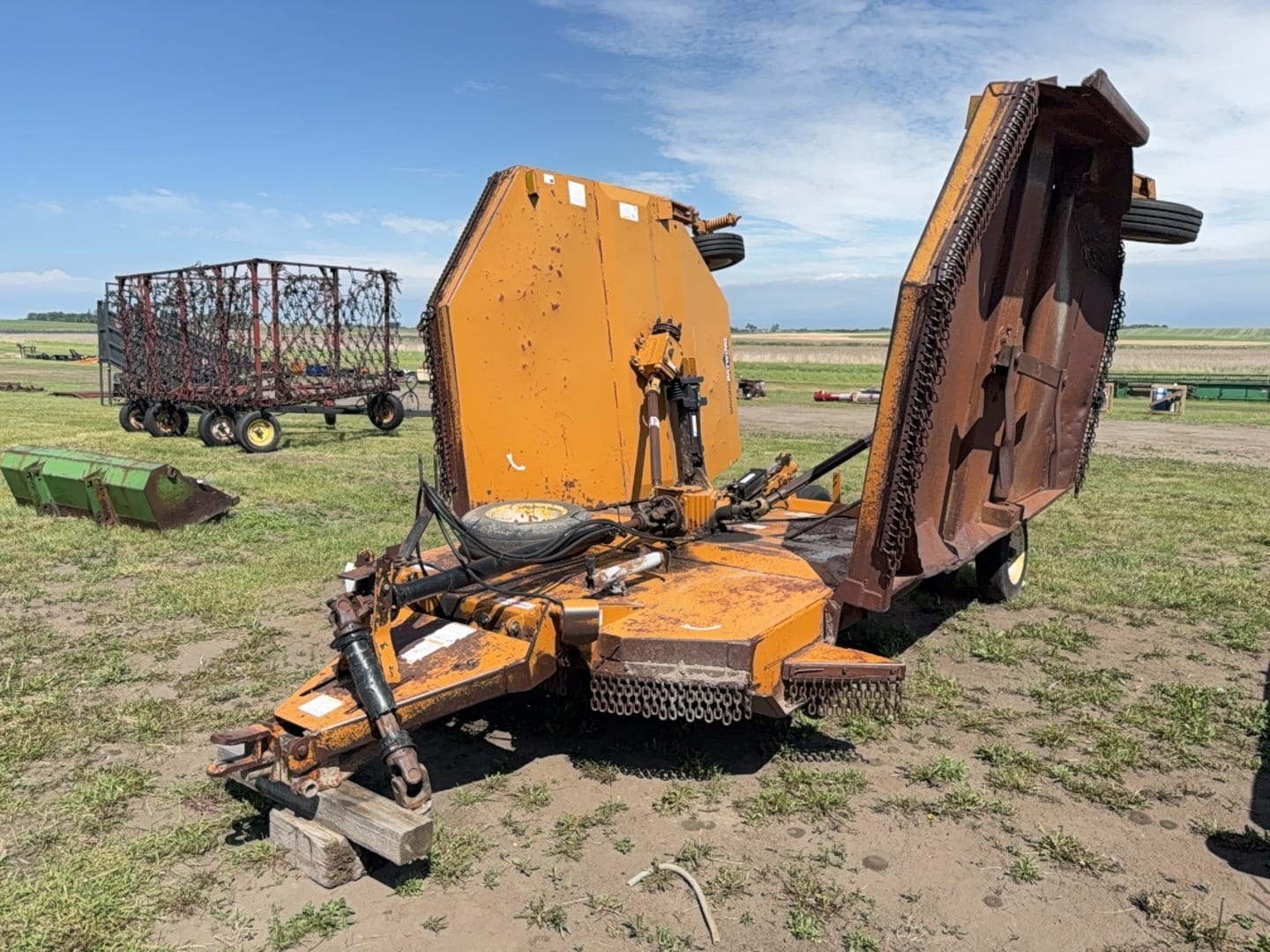 Woods 3240 Equipment Image0