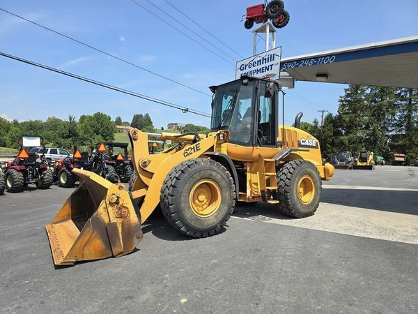 2011 Case 621E Equipment Image0