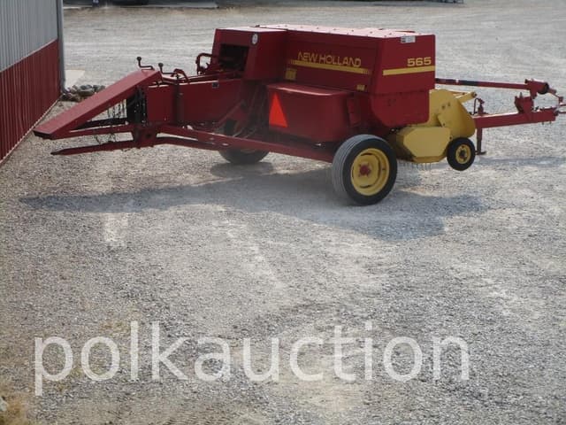 Image of New Holland 565 equipment image 2