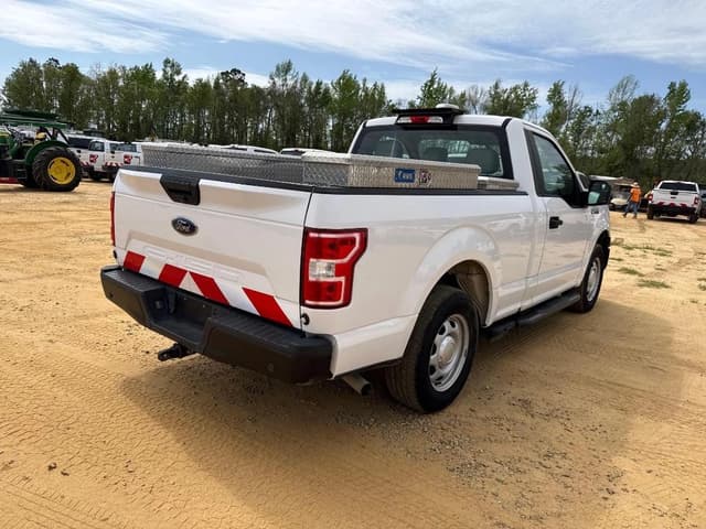 Image of Ford F-150 equipment image 3