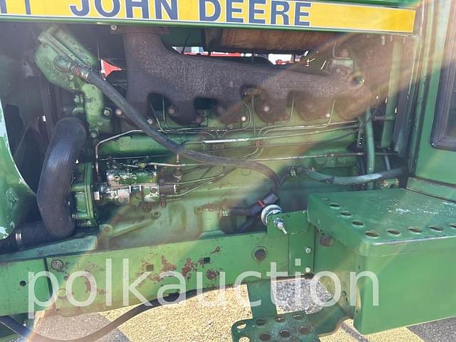 Image of John Deere 2940 equipment image 4