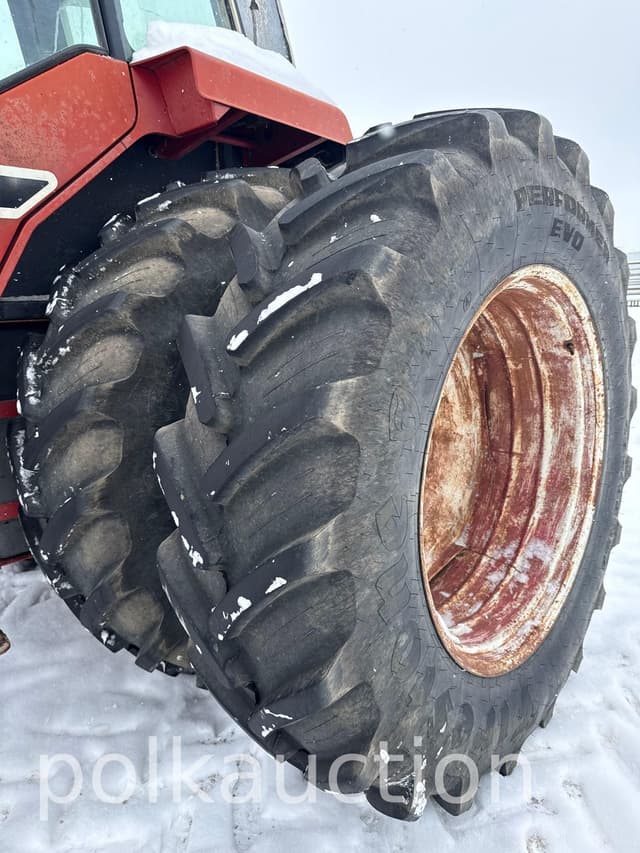 Image of International Harvester 1086 equipment image 4