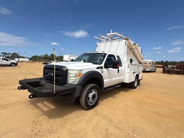 Image of Ford F-550 equipment image 1
