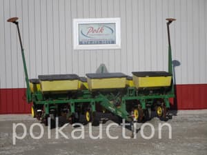 1994 John Deere 7200 Image