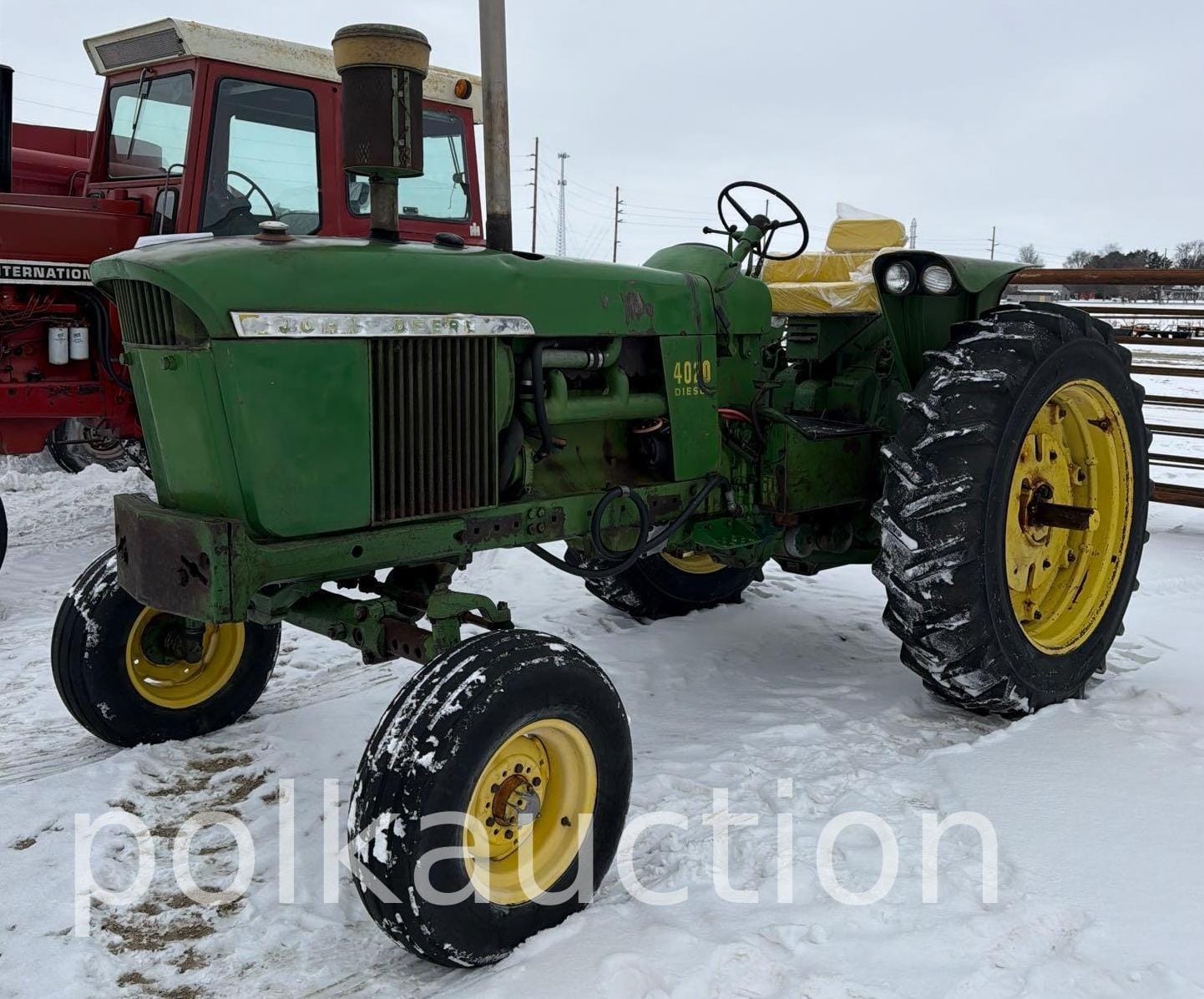 John Deere 4020 Equipment Image0