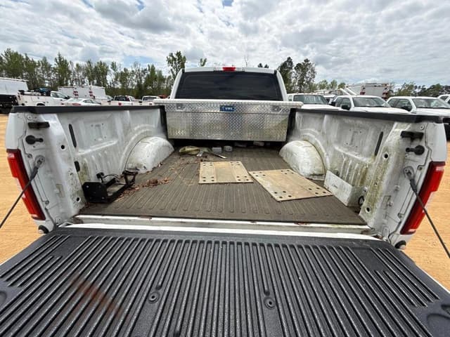 Image of Ford F-150 equipment image 2