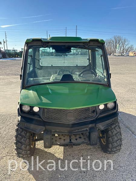 Image of John Deere XUV 835R equipment image 1