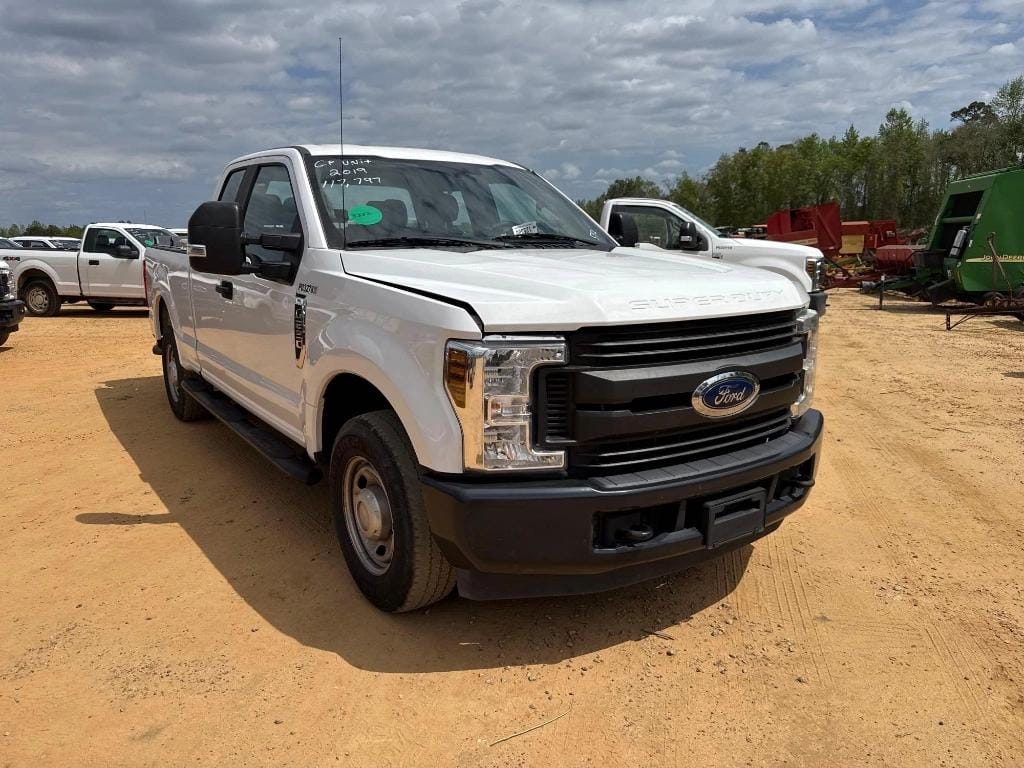 2019 Ford F-250 Equipment Image0