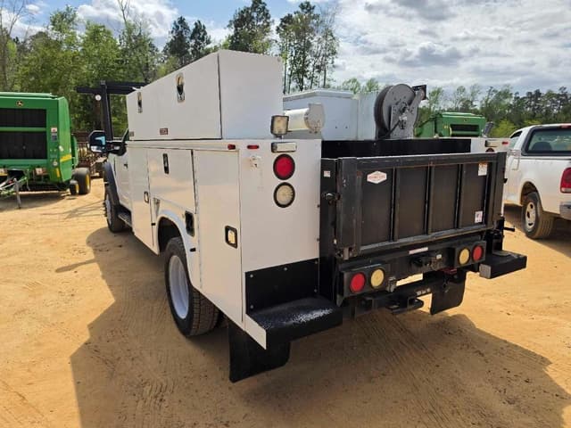 Image of Ford F-450 equipment image 1