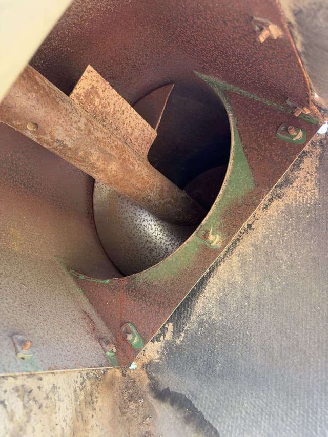 Image of John Deere 500 equipment image 3