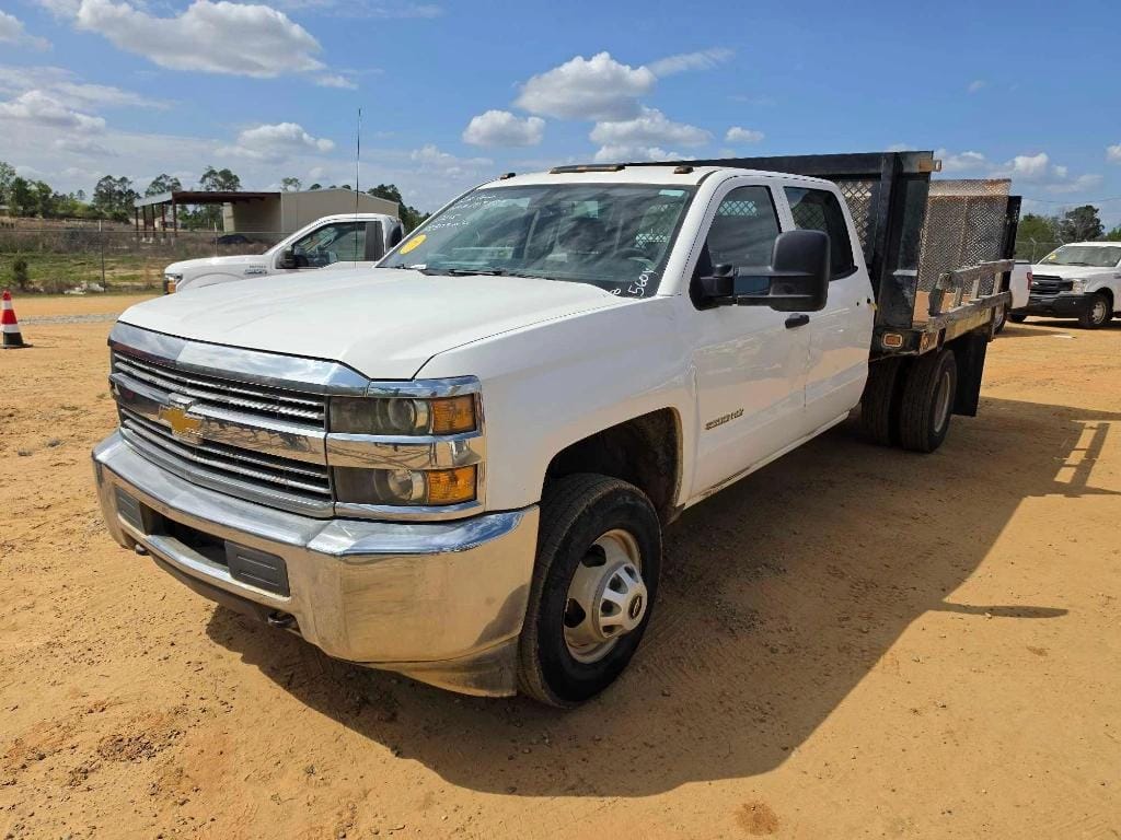 2015 Chevrolet 3500HD Equipment Image0