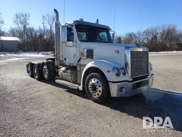 Main image Freightliner Coronado