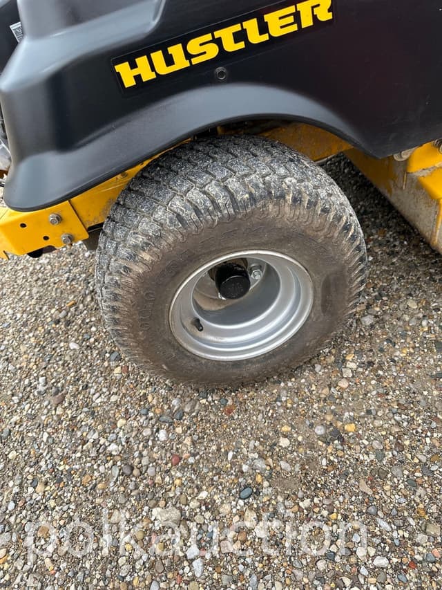 Image of Hustler Raptor equipment image 4