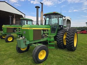 1976 John Deere 4430 Image