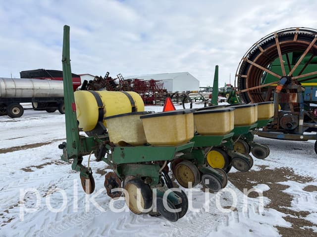 Image of John Deere 7000 equipment image 4