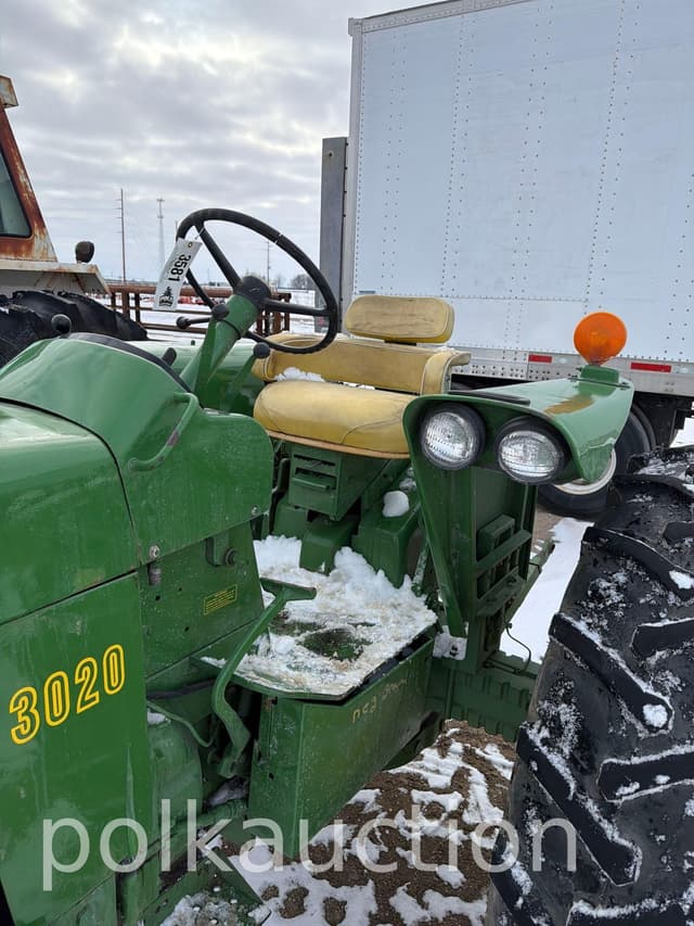 Image of John Deere 3020 equipment image 3