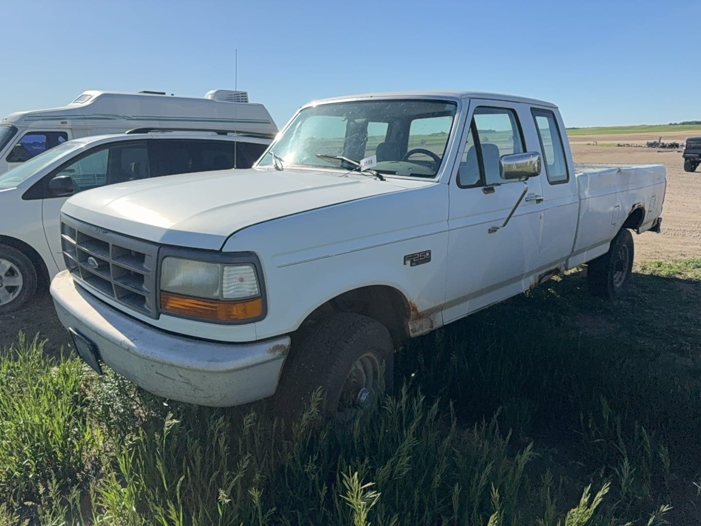 1994 Ford F-250 Equipment Image0