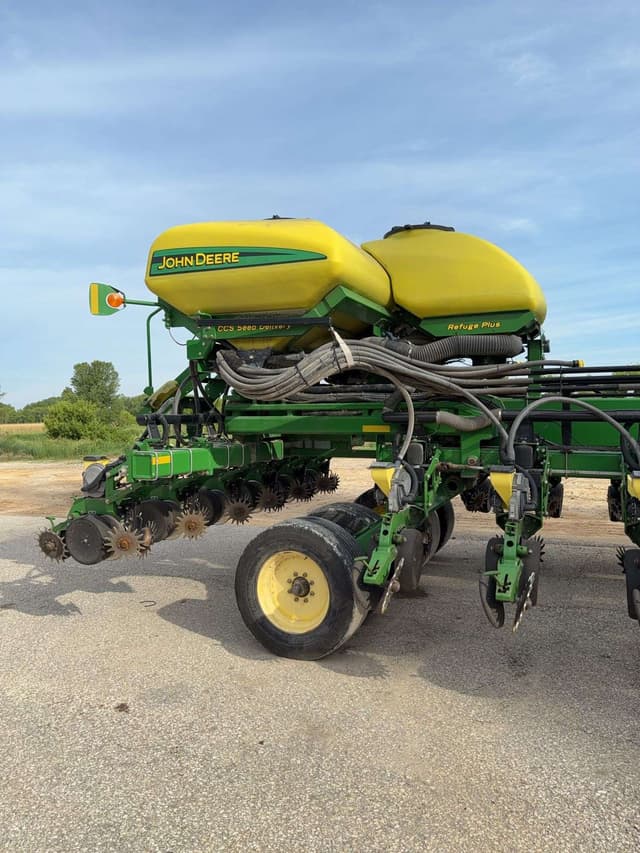 Image of John Deere DB90 equipment image 4
