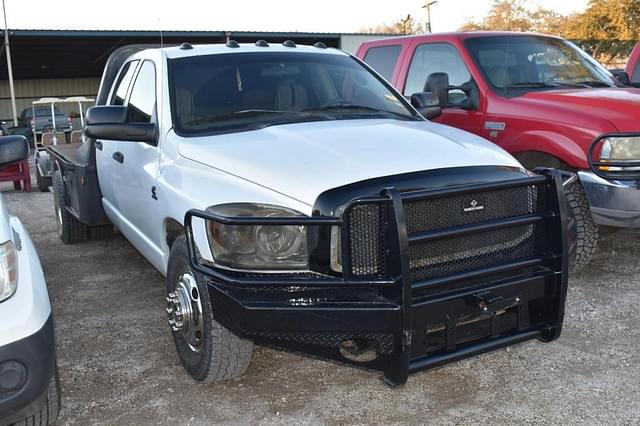 Image of Dodge Ram 3500 equipment image 1