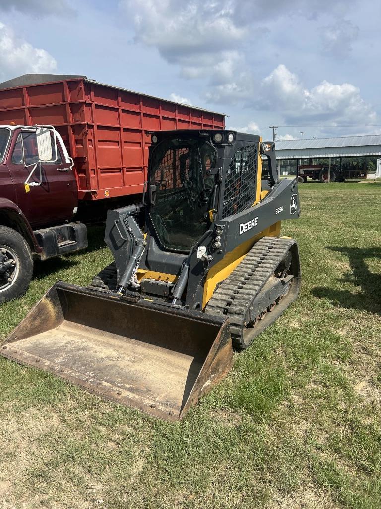 Image of John Deere 325G Primary image