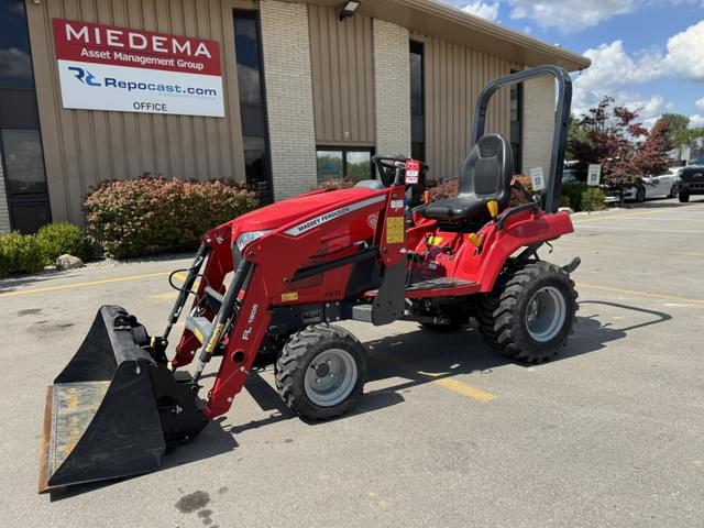 Image of Massey Ferguson GC1723E equipment image 1