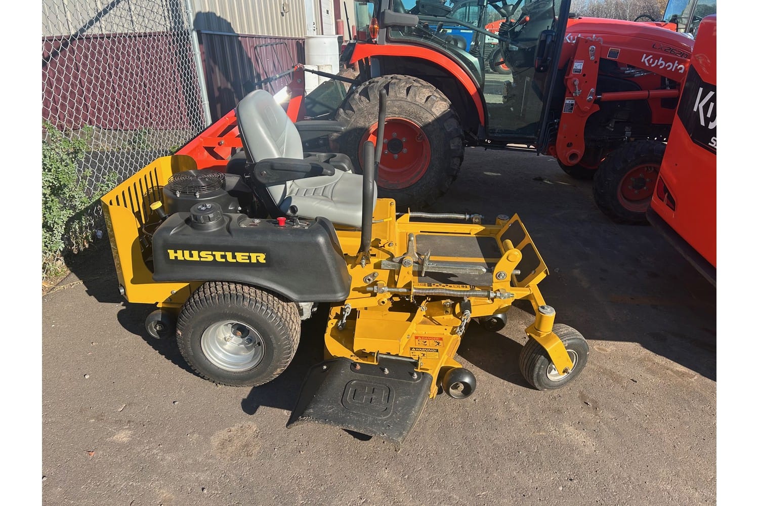 2012 Hustler FasTrak Equipment Image0