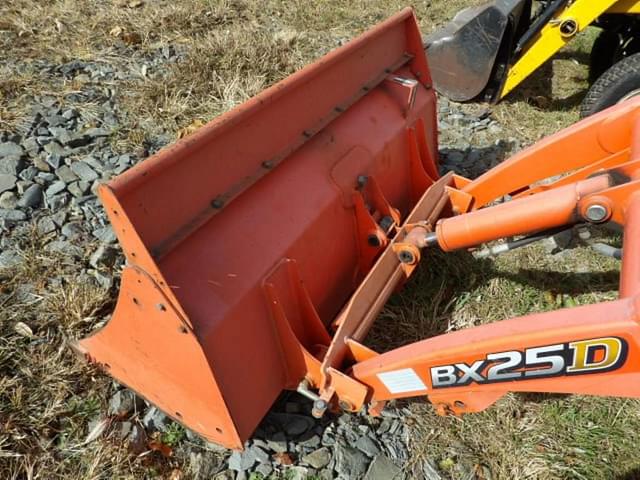 Image of Kubota BX25D equipment image 3