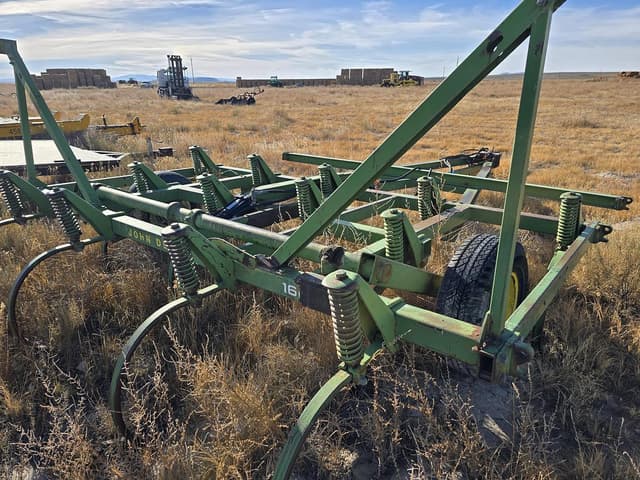 Image of John Deere 1600 equipment image 3
