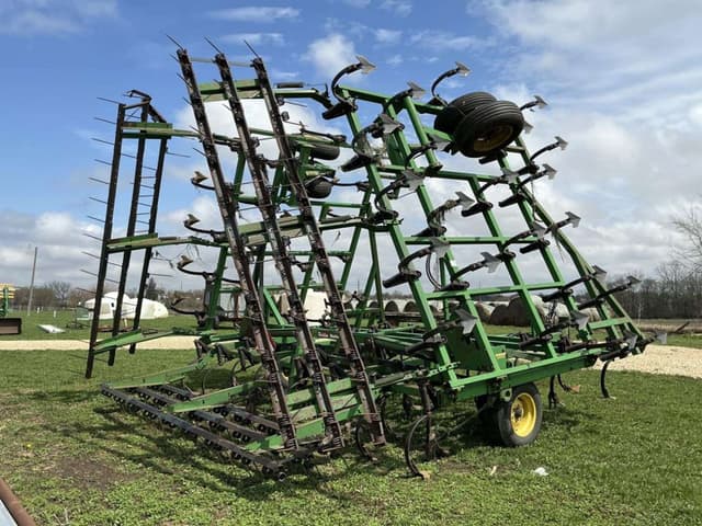 Image of John Deere 960 equipment image 4