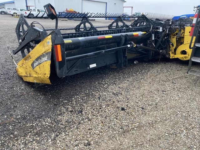 Image of New Holland 84C equipment image 2