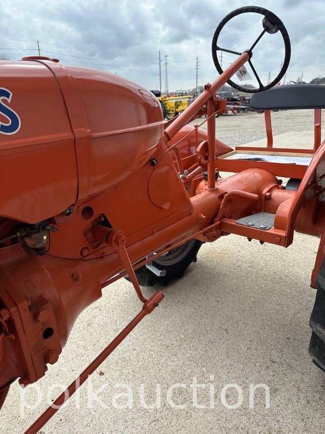 Image of Allis Chalmers B equipment image 4