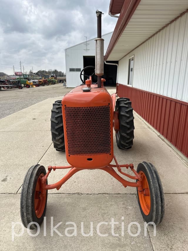 Image of Allis Chalmers B equipment image 1