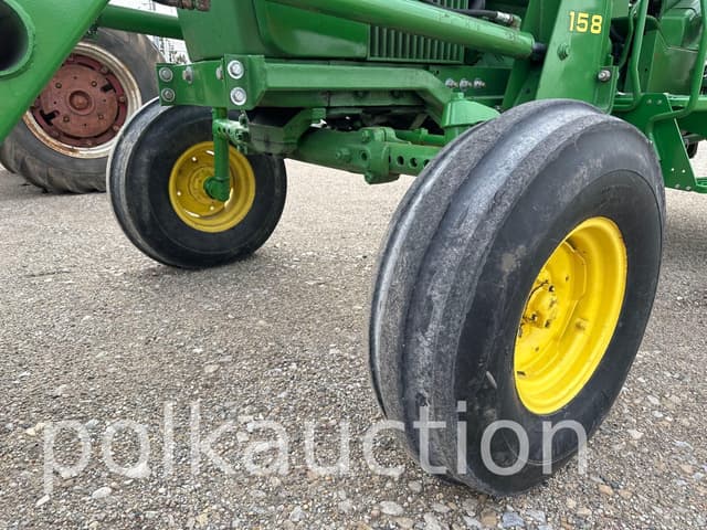Image of John Deere 4020 equipment image 4