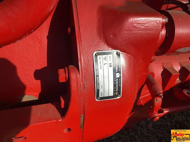 Image of Farmall Super M equipment image 2
