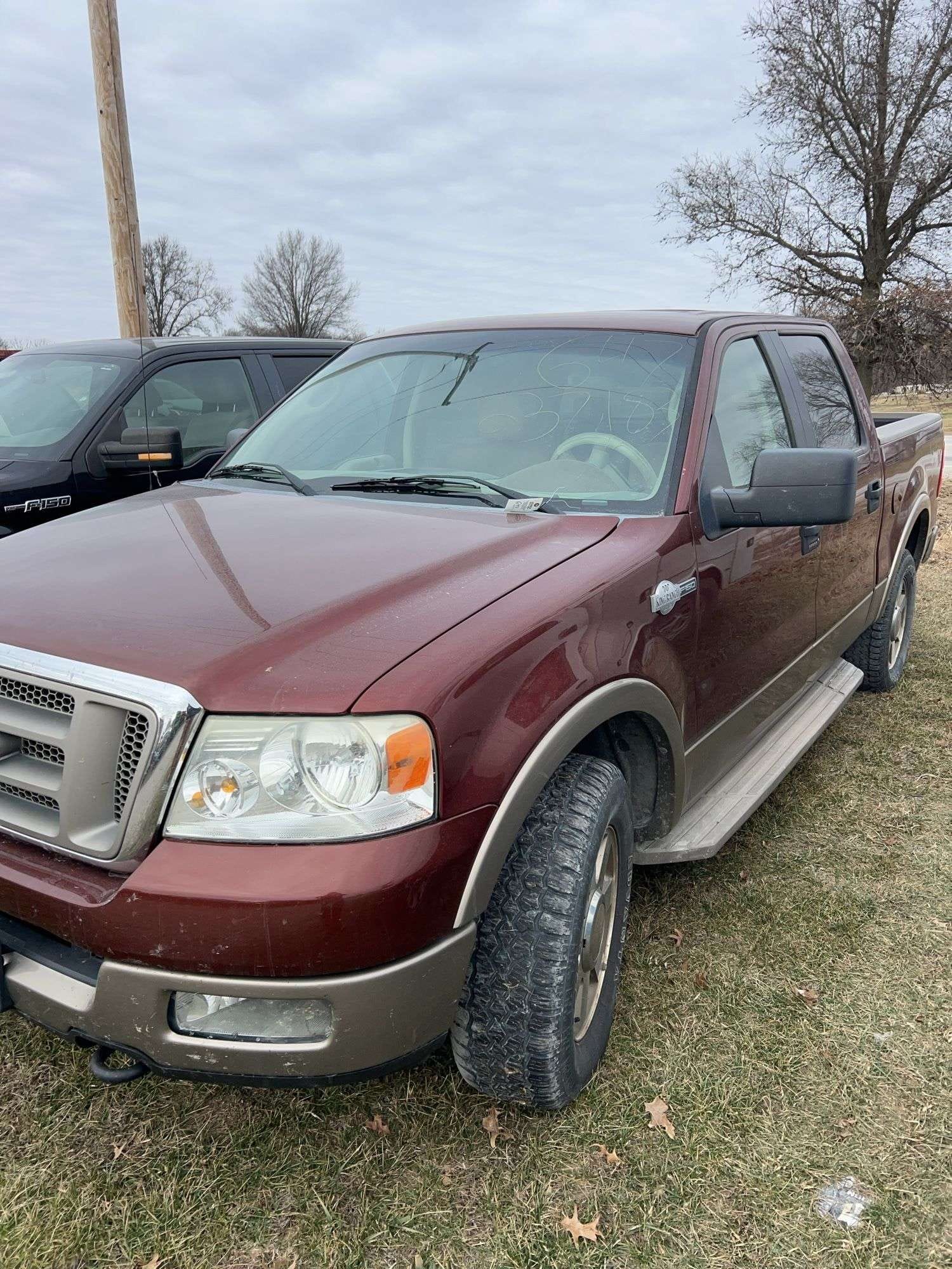 2005 Ford F-150 Equipment Image0
