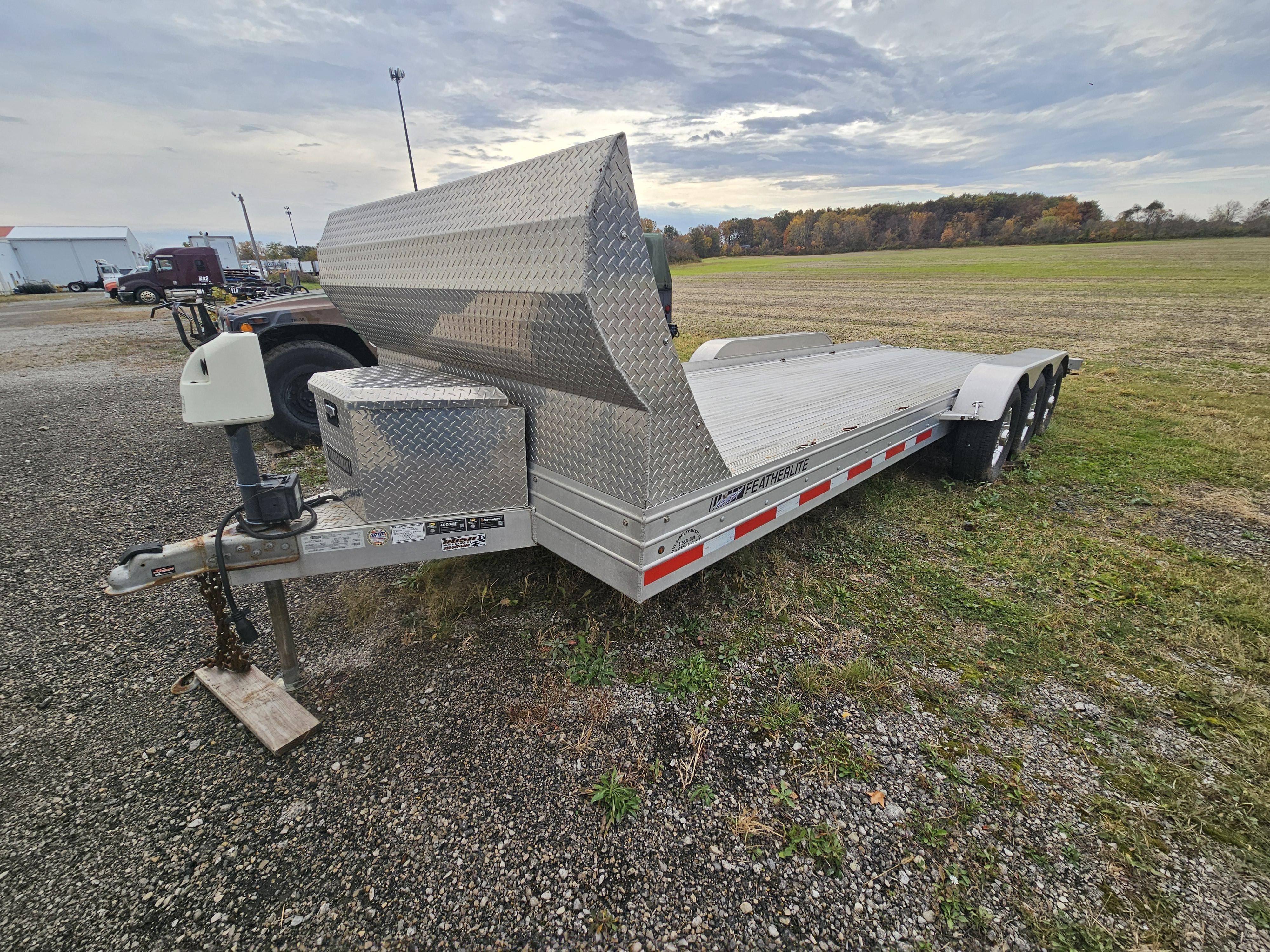 Main image Featherlite 3110-0022-STD