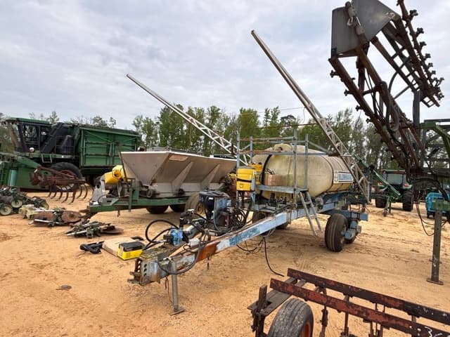 Image of Wil-Rich Blumhardt Crop Care Trail Maste equipment image 1