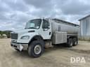 2010 Freightliner Business Class M2 Image