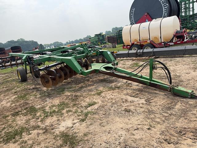 Image of John Deere 510 equipment image 1