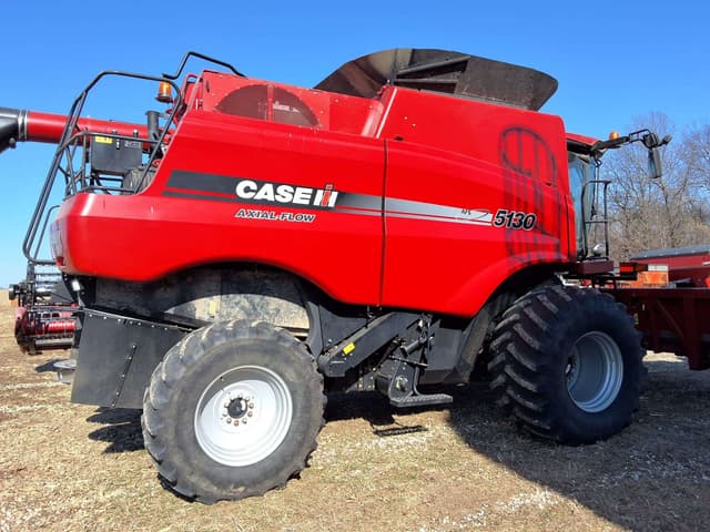 Image of Case IH 5130 equipment image 4