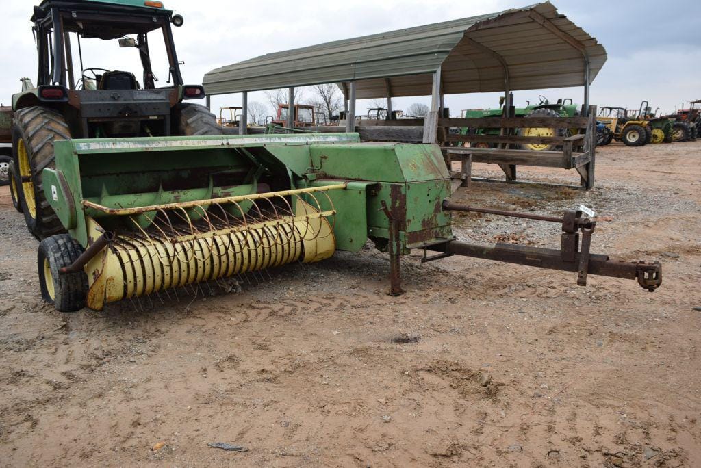 Main image John Deere 346