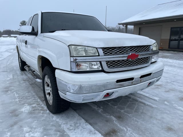 Image of Chevrolet 1500 equipment image 2