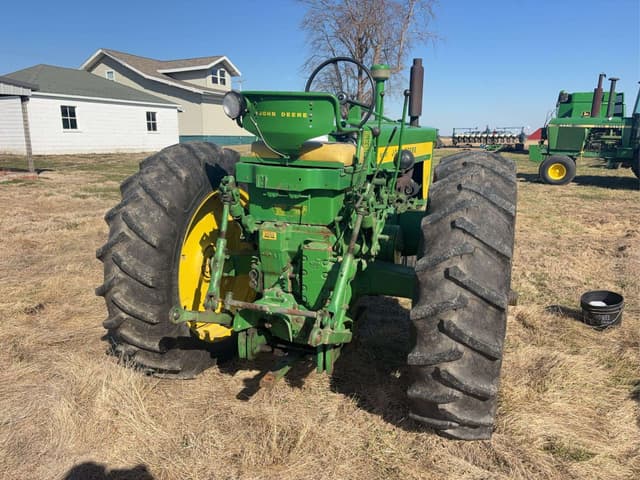 Image of John Deere 720 equipment image 4